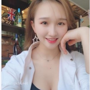 P站超美洋娃娃pinkloving剧情露脸用嘴身材娇小唯美视频